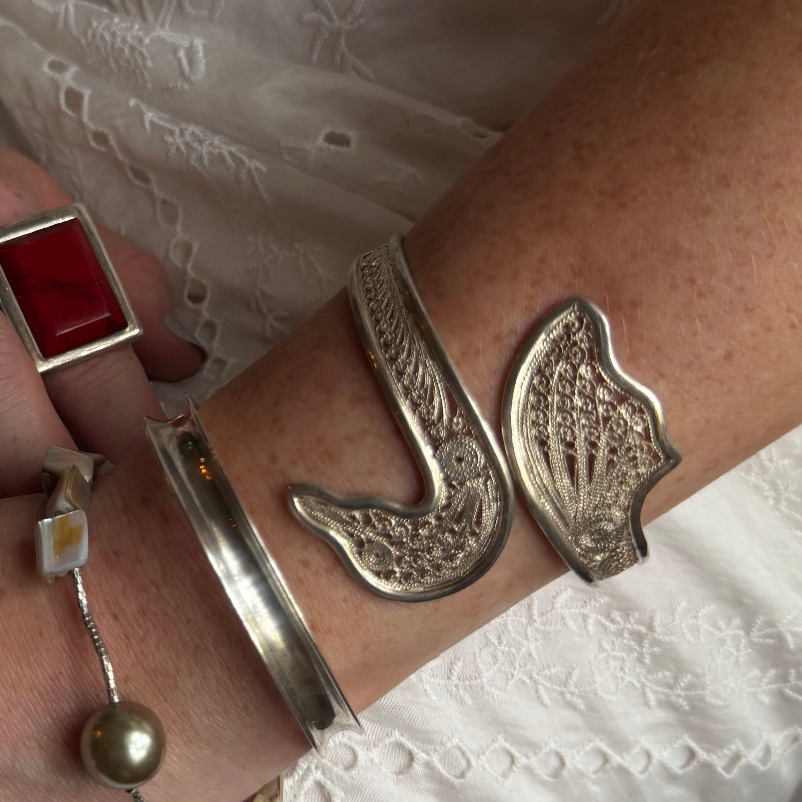 Swan Adjustable Cuff