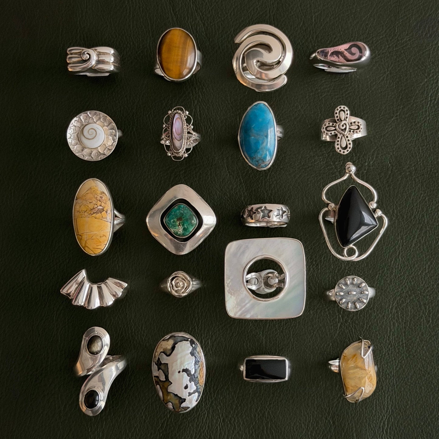 Onyx Rectangle Ring