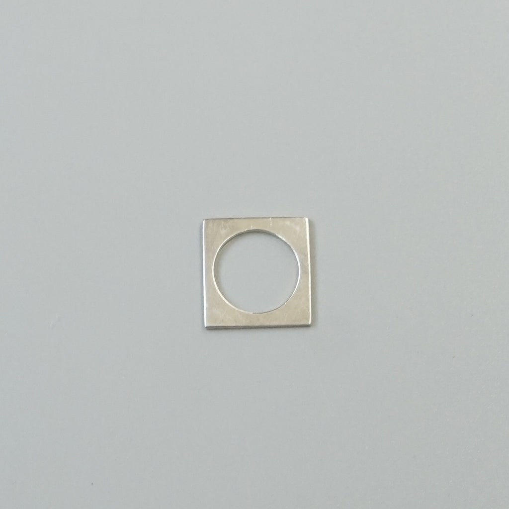 Thin Square Ring