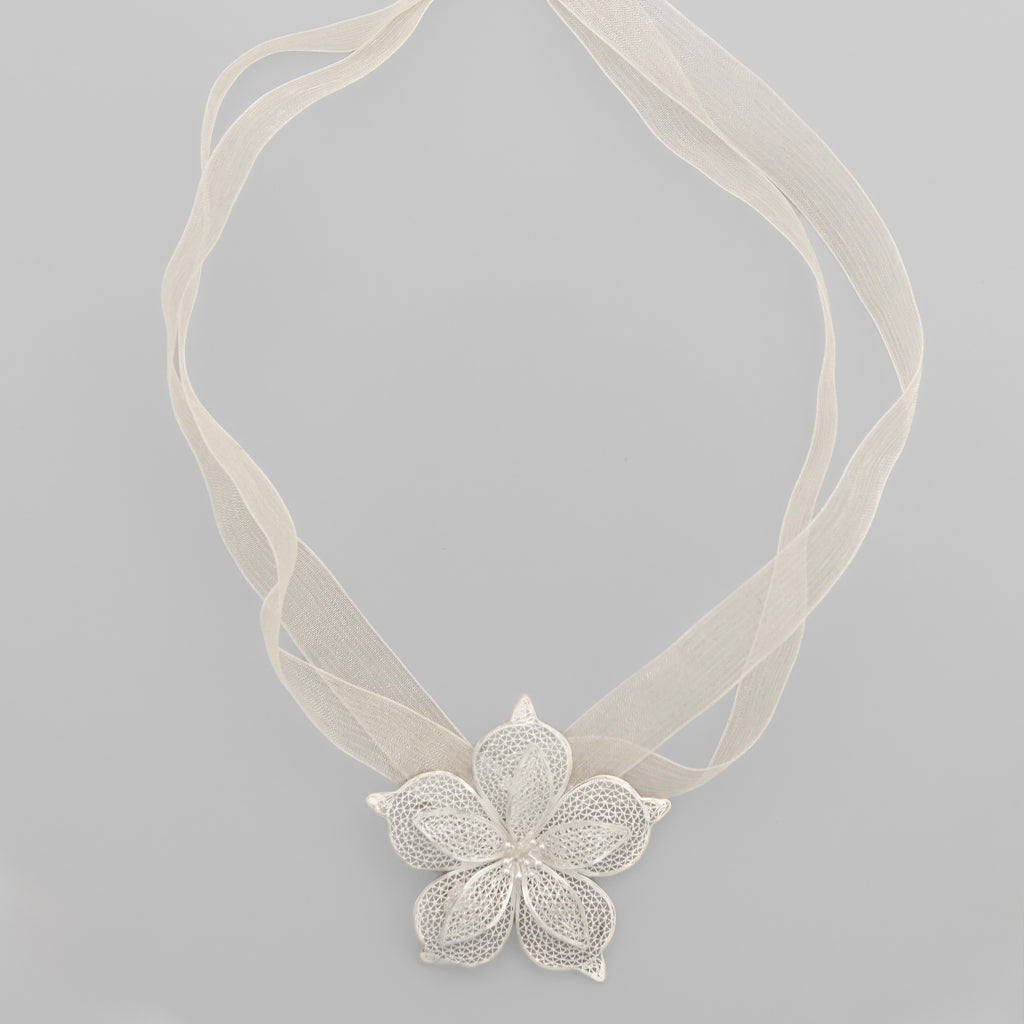 Flower Ribbon Necklace