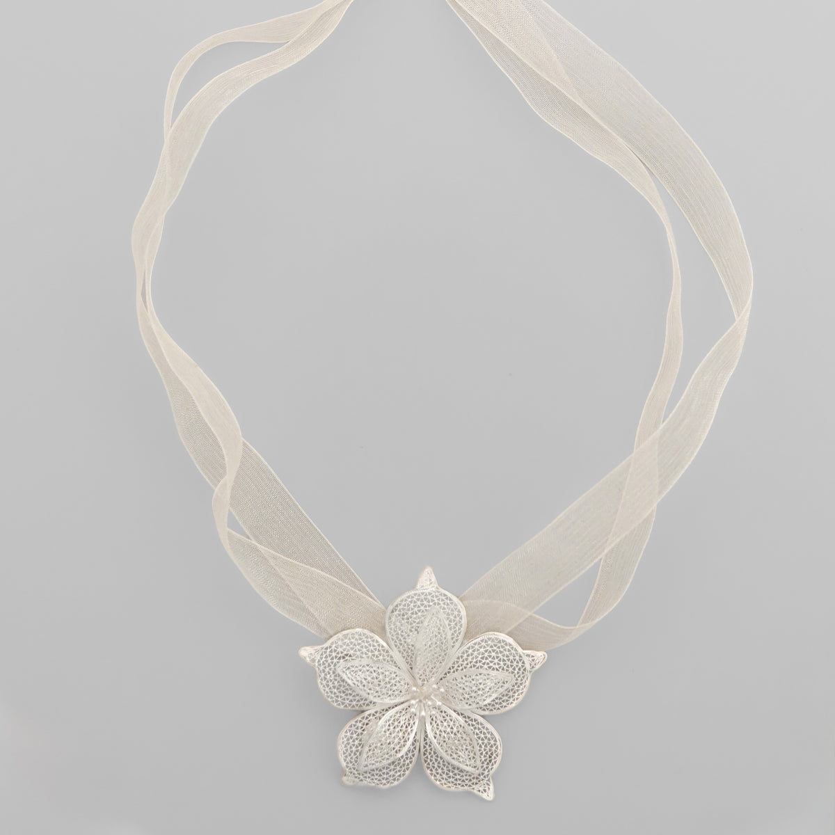 Flower Ribbon Necklace