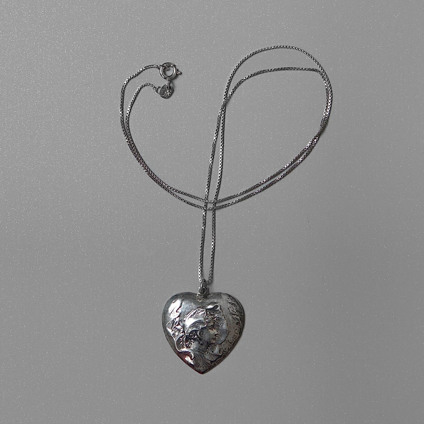 Nouveau Heart Necklace