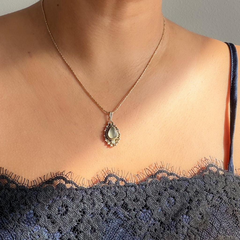 Gold Quartz Necklace